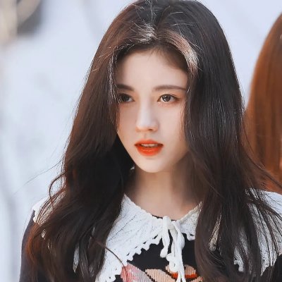 独家头条:初露锋芒